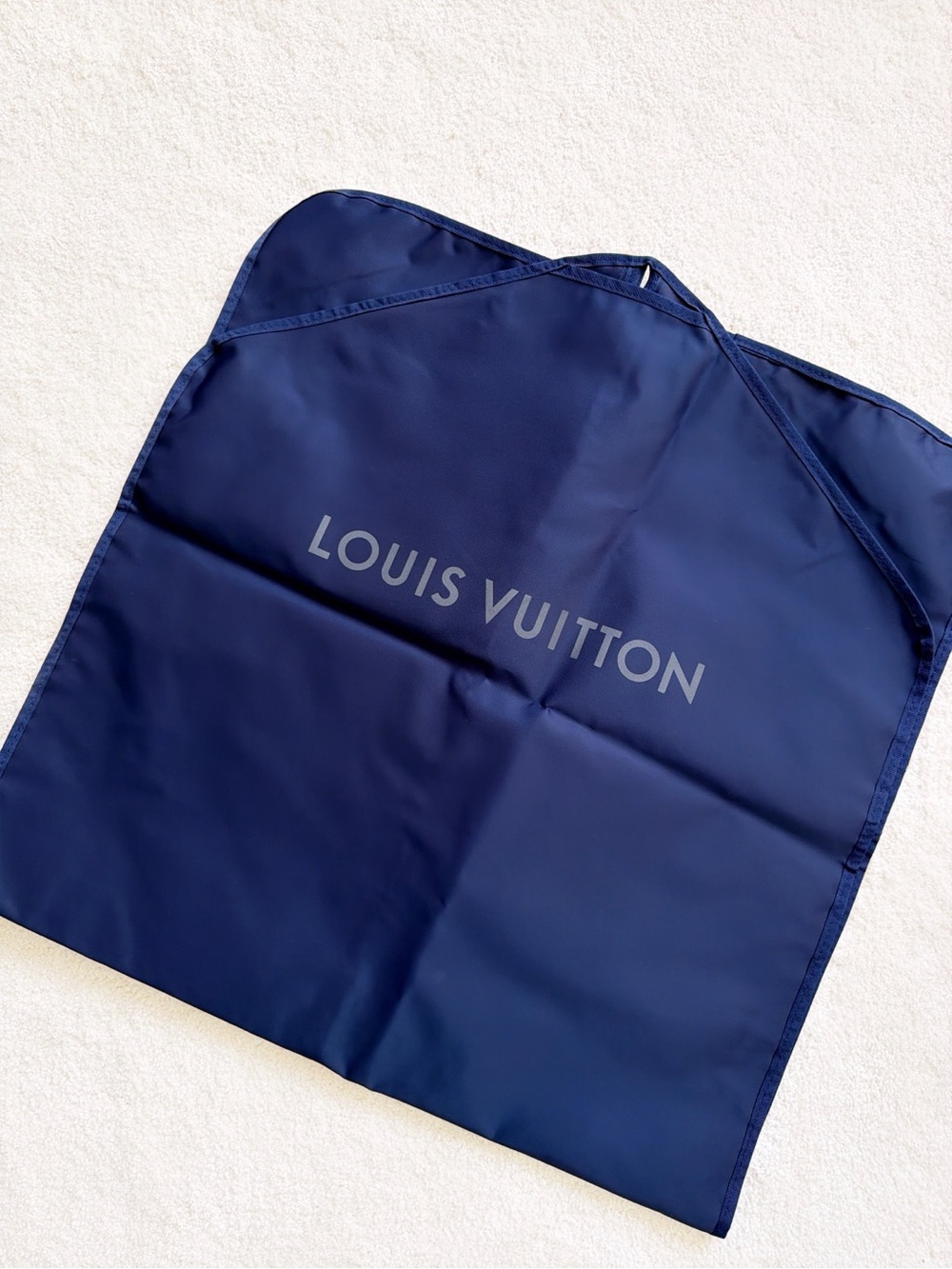 BRAND NEW! Authentic LOUIS VUITTON Navy Travel Storage Garment Bag